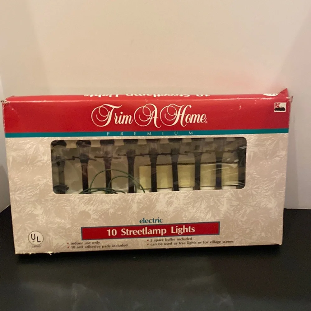 VTG Trim a Home 10 Streetlamp string holiday lights indoor Kmart works